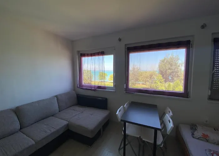 Apartman Cuki *